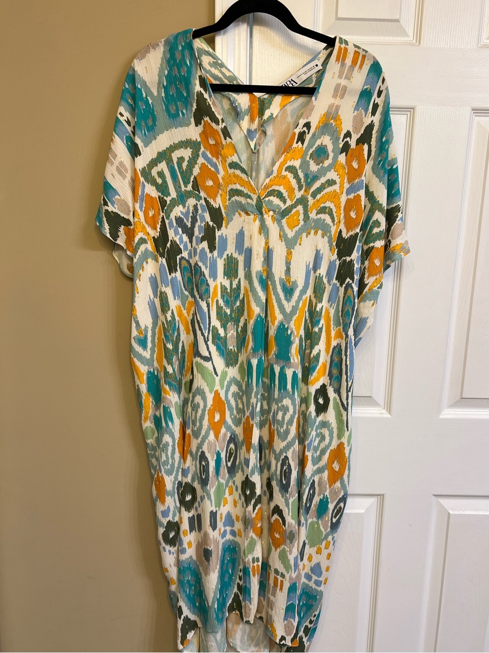 Zara metallic-threaded boho kaftan featuring a colorful ikat print, size M-L